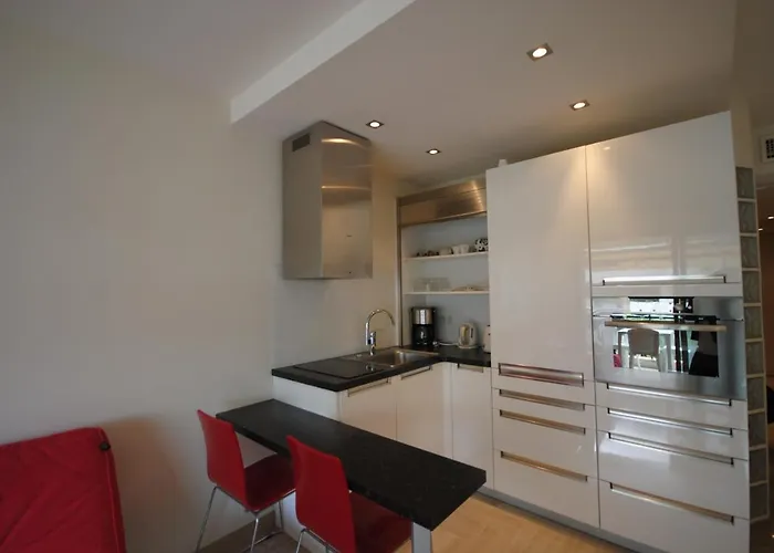 Gray D'albion 2p Nap558 * Cannes